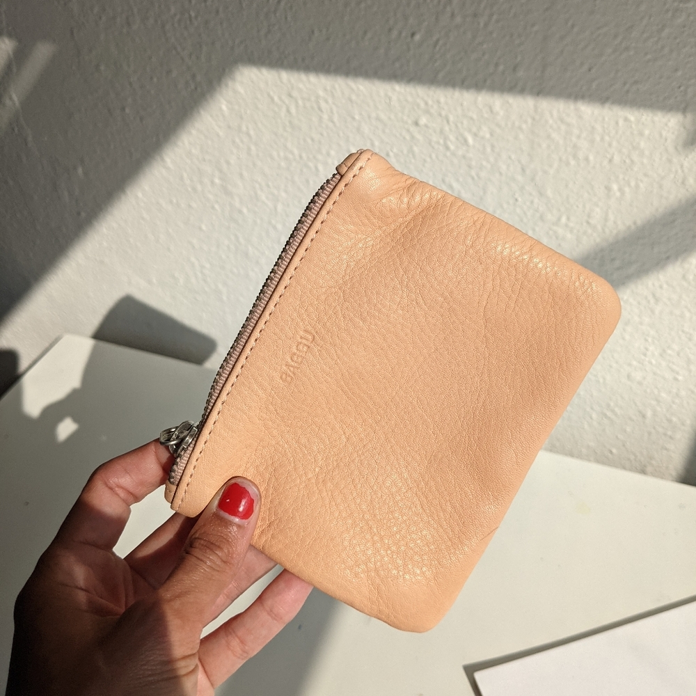 BAGGU Square pouch leather peach pink